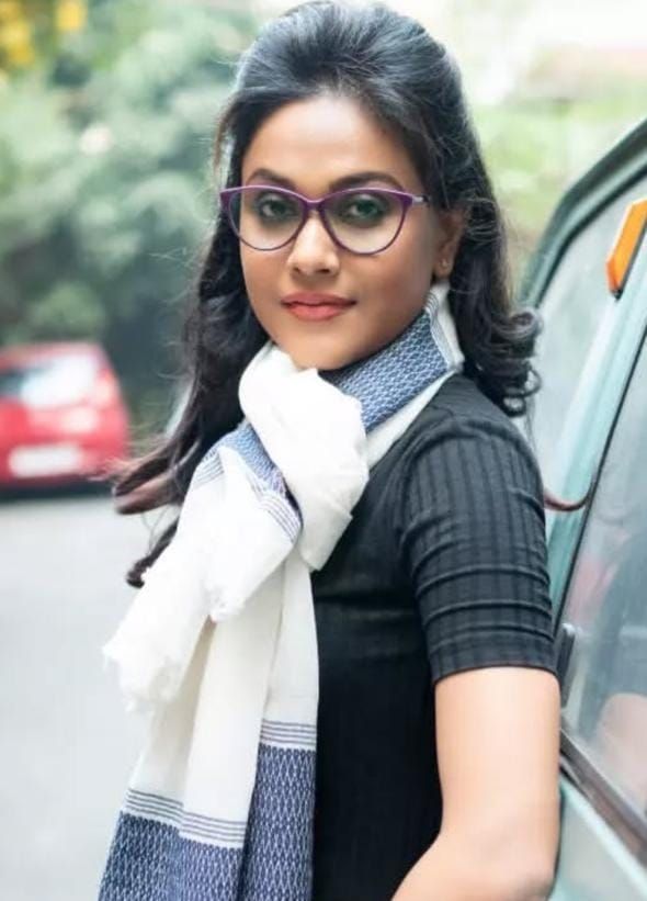 Cotton/ Woolen scarf with extra weft work